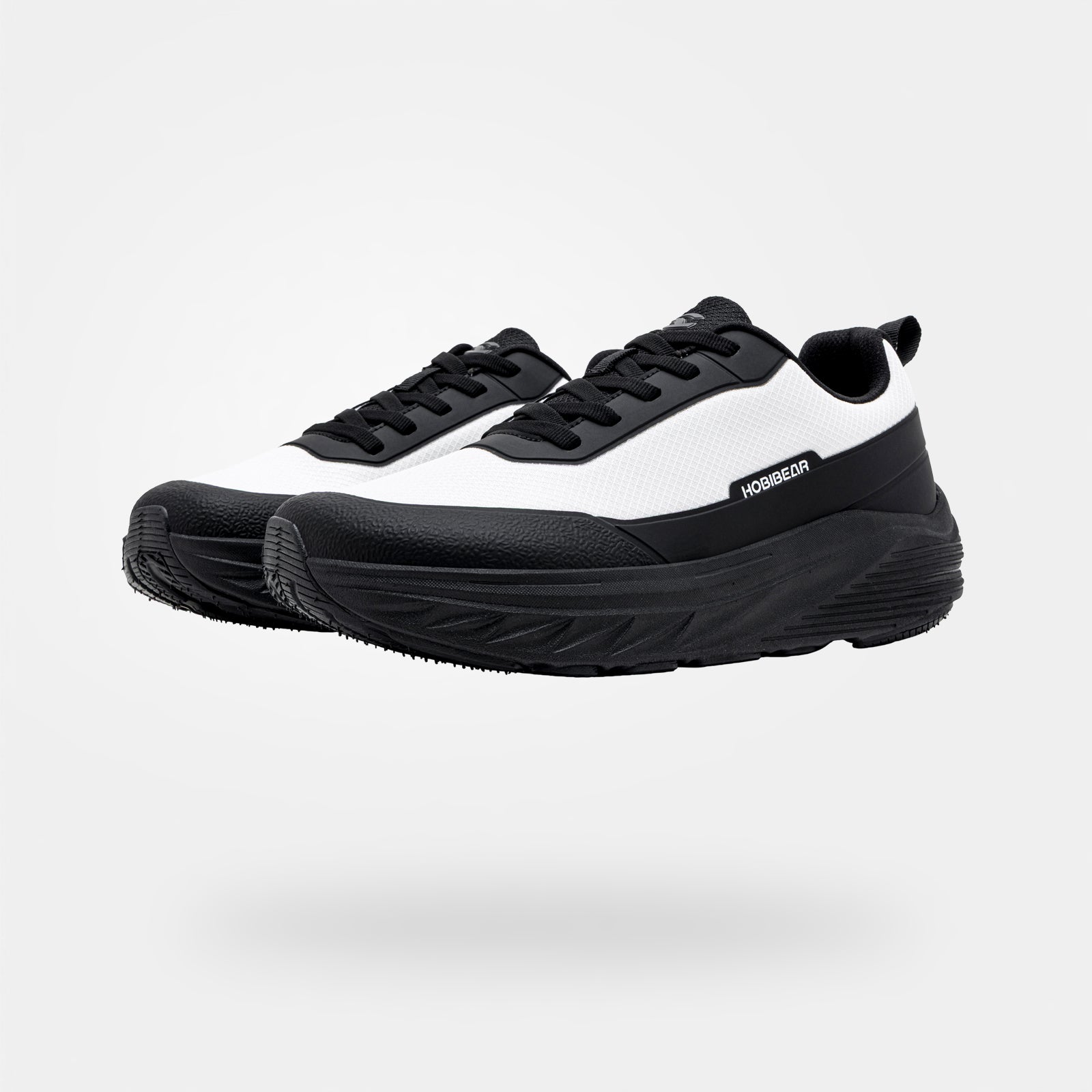 Aura - Wide Toe Sneakers