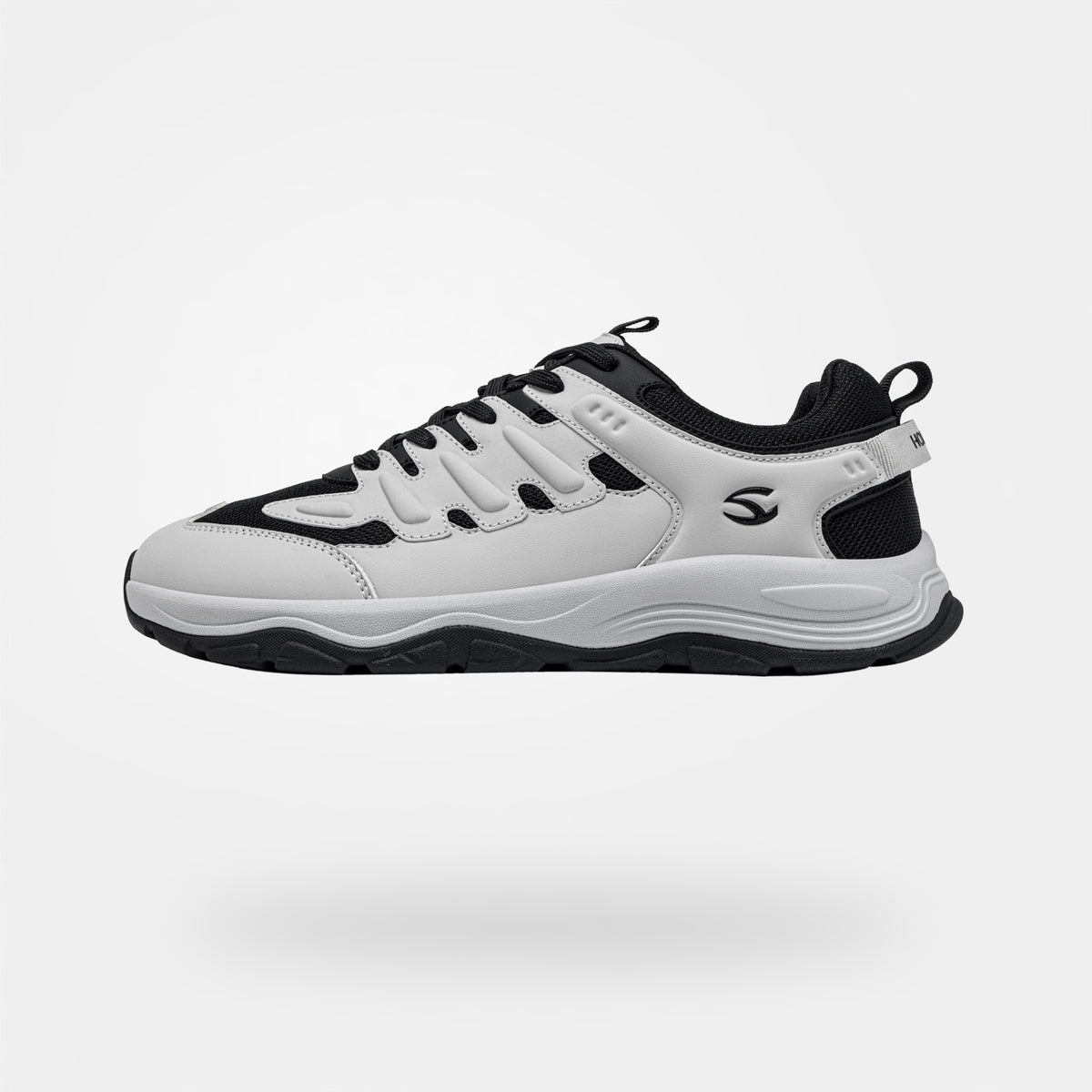 Peak - Wide Toe Sneakers