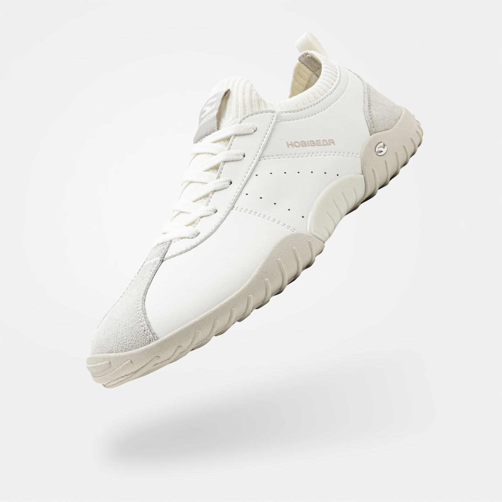 Ember - Wide Toe Sneakers
